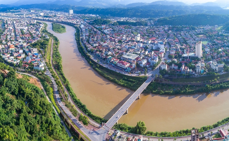 Lào Cai được xác định là 1 trong 6 cực tăng trưởng của vùng trong khu vực trung du và miền núi phía Bắc- Ảnh 2.