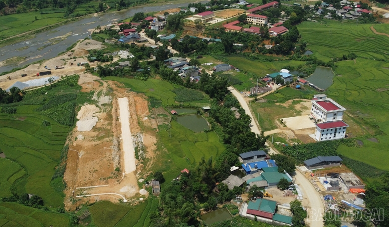 Lào Cai: Khẩn trương bố trí tái định cư dự án nâng cấp Quốc lộ 279- Ảnh 1.