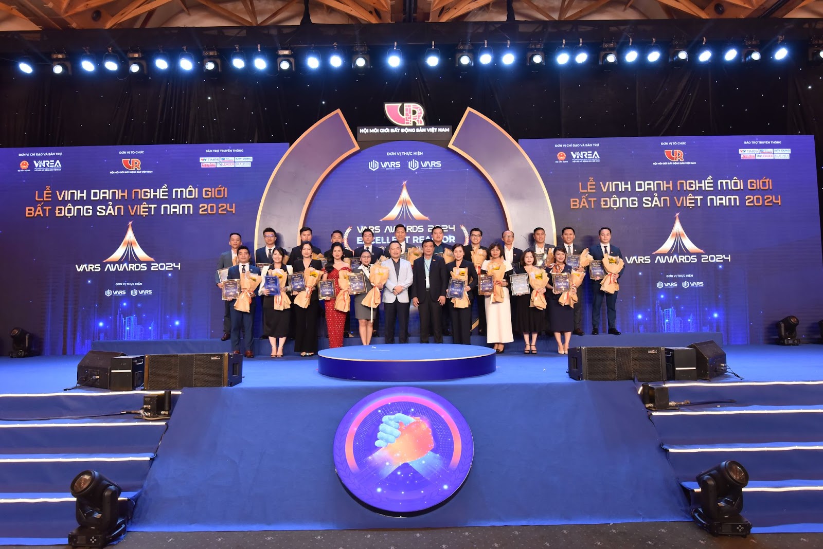 VARS AWARDS 2024 - Tôn vinh giá trị Người và Nghề Môi giới bất động sản- Ảnh 3.