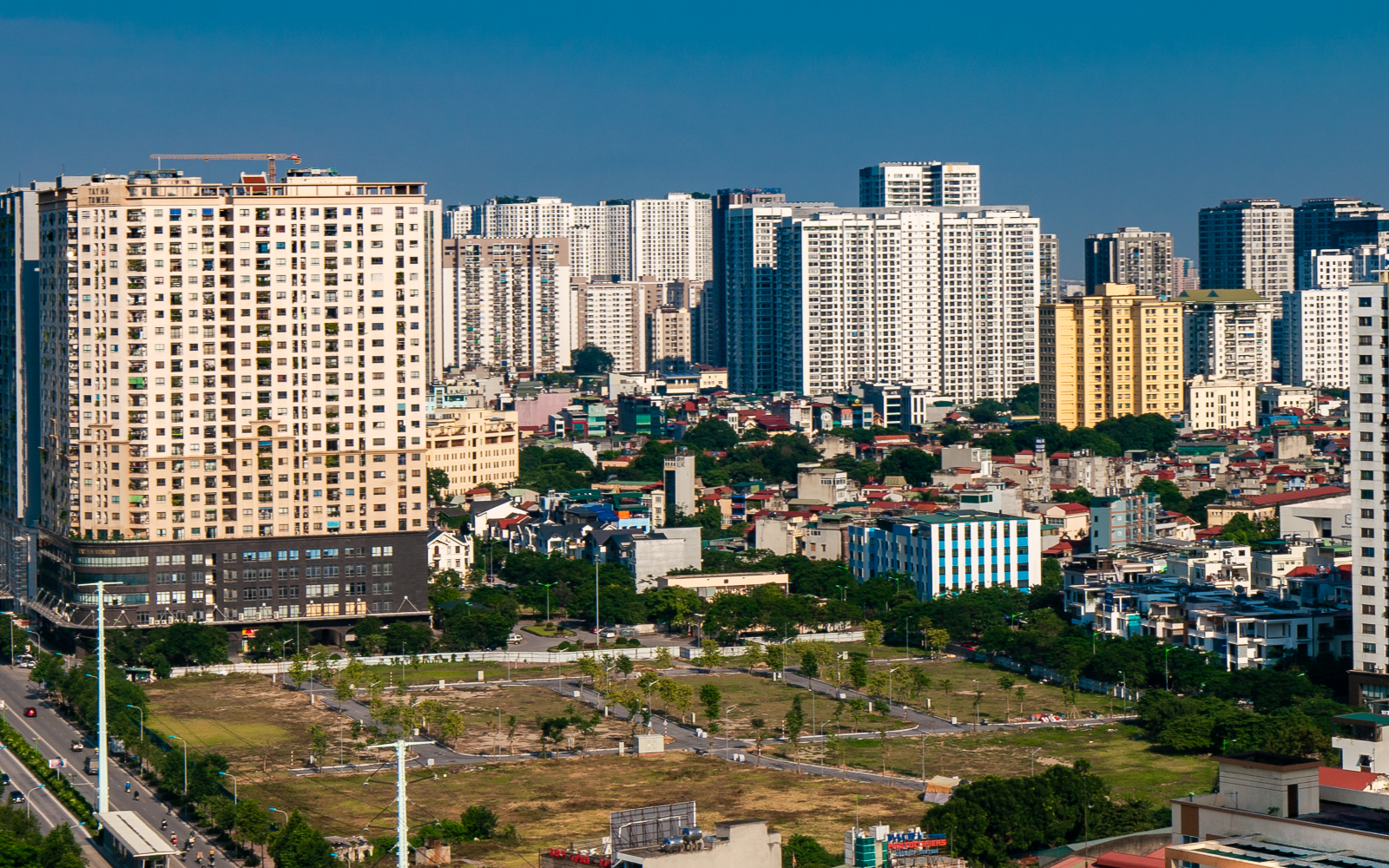 Bộ Xây dựng: Nguồn cung nhà ở chưa cải thiện, giao dịch tăng nhưng tập trung chủ yếu ở đất nền