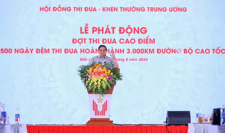 Thủ tướng phát động cao điểm thi đua 500 ngày đêm hoàn thành 3.000km đường bộ cao tốc- Ảnh 2.