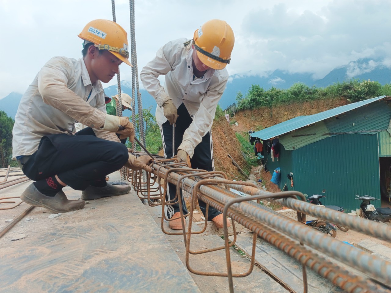 Lào Cai chỉ đạo đẩy nhanh tiến độ giải ngân kế hoạch vốn đầu tư công những tháng cuối năm 2024- Ảnh 3.