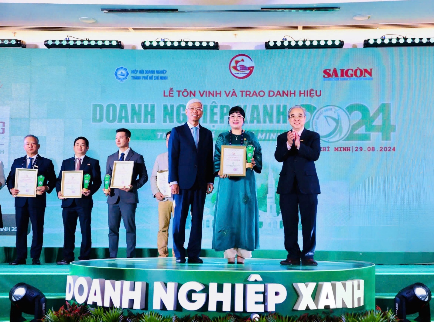 Doanh nghiệp xanh với chiến lược bền vững và tư duy sinh thái- Ảnh 1.