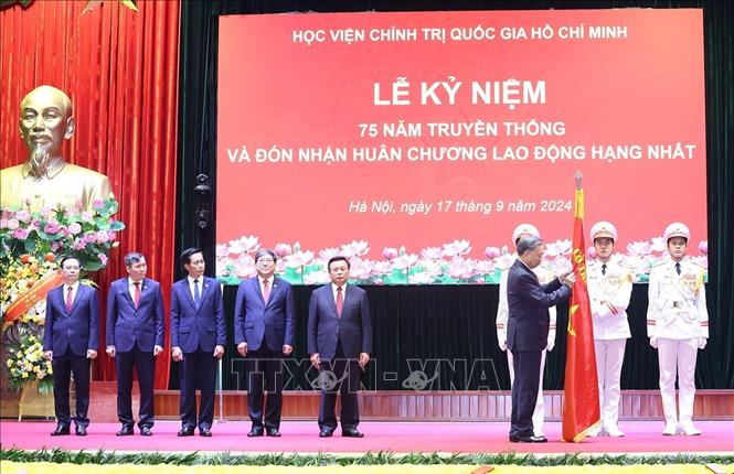 Tổng Bí thư, Chủ tịch nước Tô Lâm: Xây dựng Học viện Chính trị quốc gia Hồ Chí Minh trở thành hình mẫu về công tác xây dựng Đảng- Ảnh 6.