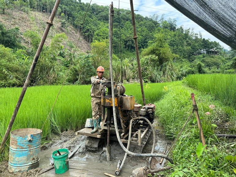 Bàn giao, tiếp nhận hệ thống cọc mốc giải phóng mặt bằng cao tốc Chợ Mới - Bắc Kạn- Ảnh 2.