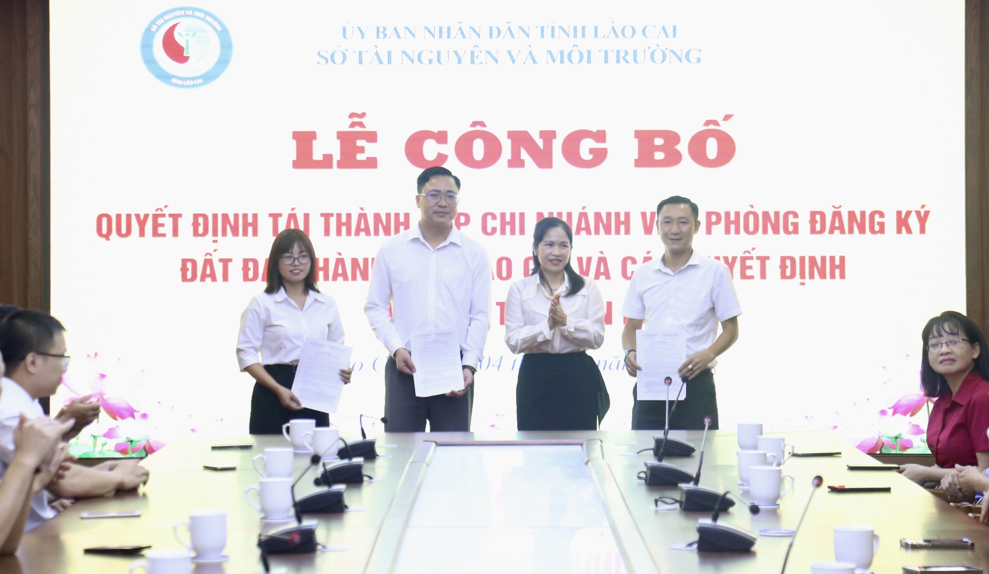 Công bố quyết định tái thành lập Chi nhánh Văn phòng Đăng ký đất đai TP. Lào Cai- Ảnh 2.