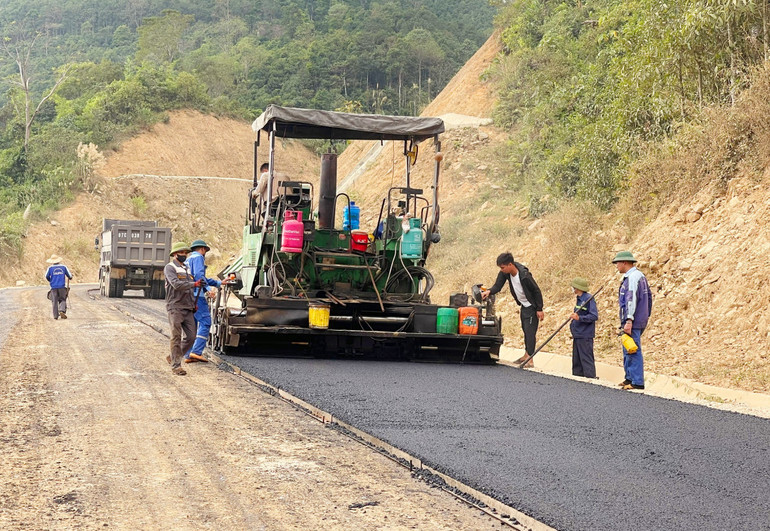 Đầu tư công tạo đà cho kinh tế Bắc Kạn tăng trưởng bền vững- Ảnh 1.