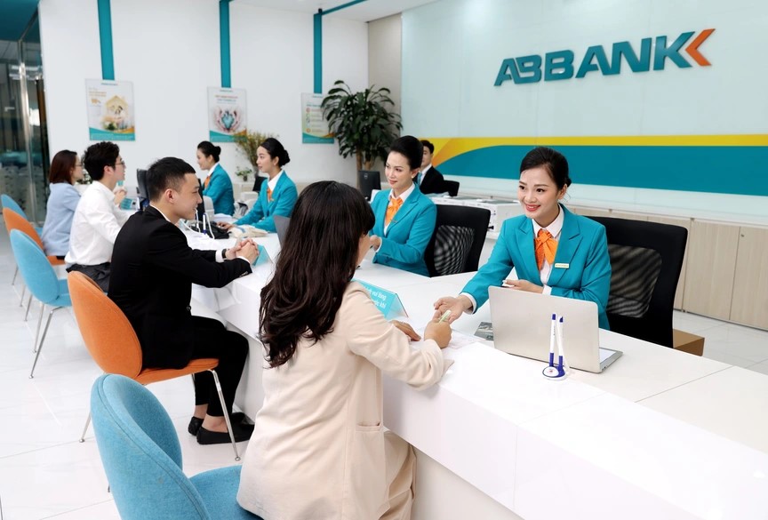 ABBANK establishes the ESG Sustainable Development Strategy Committee under the leadership of Mr. Vu Van Tien - Ảnh 3.