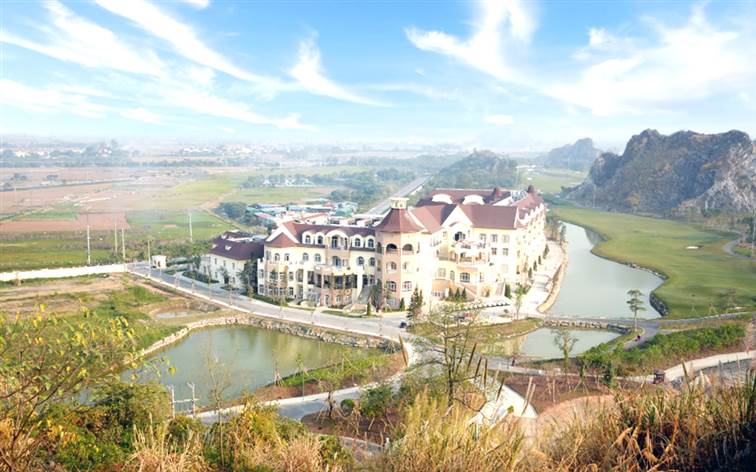 Trải nghiệm nghỉ dưỡng trọn vẹn tại khách sạn cao cấp Legend Valley Hà Nam- Ảnh 1.