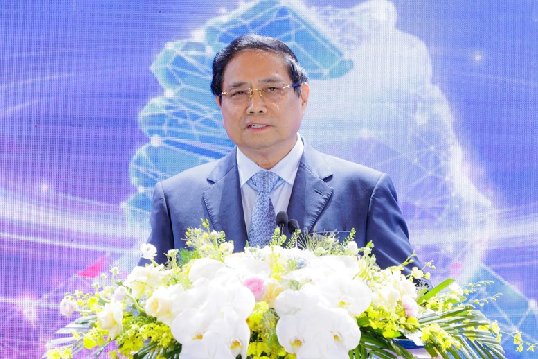 Thủ tướng: Doanh nghiệp, doanh nhân tư nhân "3 tiên phong" để 'công-tư đồng kiến quốc'- Ảnh 2. Thủ tướng: Doanh nghiệp, doanh nhân tư nhân "3 tiên phong" để 'công-tư đồng kiến quốc'- Ảnh 2.