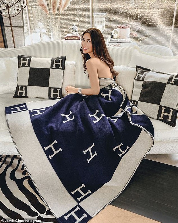Bên trong dinh thự thiên đường ven biển của phú bà 'con cưng Hermès' được cấp 10 tỷ/tháng- Ảnh 1.