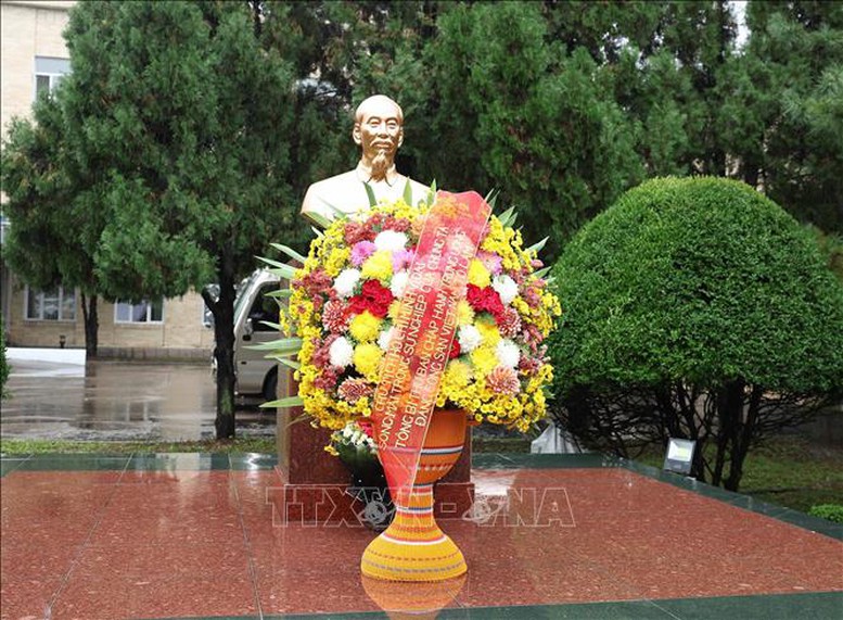 Tổng Bí thư Tô Lâm dự Lễ khánh thành tượng Chủ tịch Hồ Chí Minh tại Triều Tiên- Ảnh 3. Tổng Bí thư Tô Lâm dự Lễ khánh thành tượng Chủ tịch Hồ Chí Minh tại Triều Tiên- Ảnh 3.