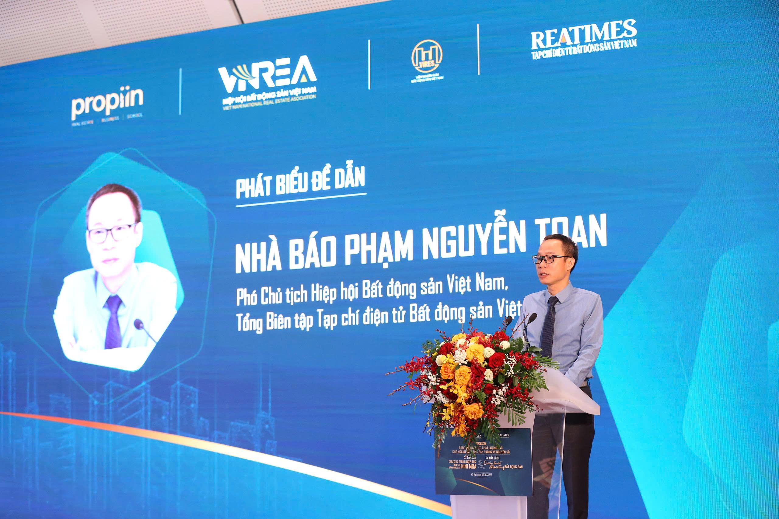 Đã đến lúc cần đổi mới tư duy và phương pháp đào tạo nguồn nhân lực chất lượng cao cho ngành bất động sản- Ảnh 2.