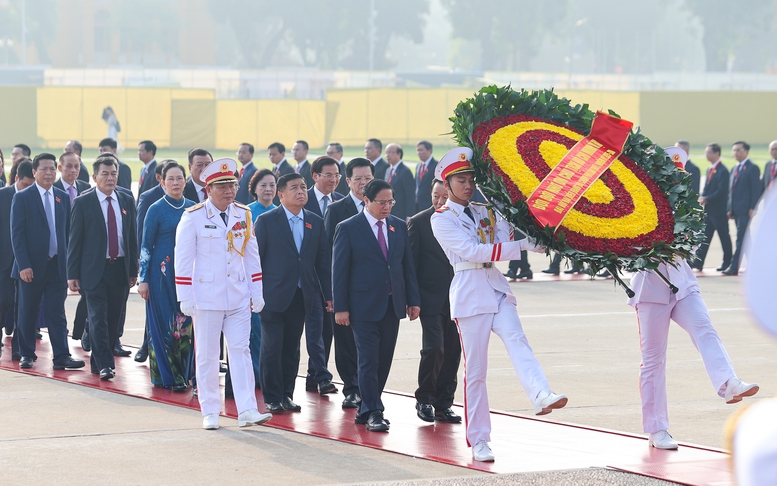 Tổng Bí thư Tô Lâm nhấn mạnh 3 yêu cầu và 5 định hướng công tác trọng tâm với Đảng bộ Chính phủ- Ảnh 22.