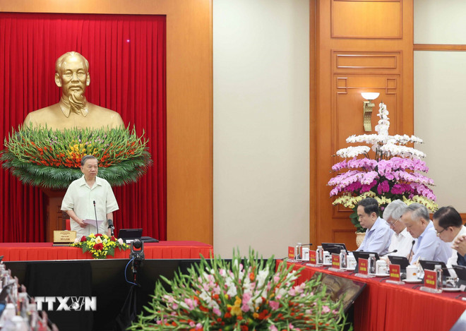 Tổng Bí thư: Phải lấy tháo gỡ điểm nghẽn thể chế làm nhiệm vụ đột phá hàng đầu- Ảnh 1. Tổng Bí thư: Phải lấy tháo gỡ điểm nghẽn thể chế làm nhiệm vụ đột phá hàng đầu- Ảnh 1.