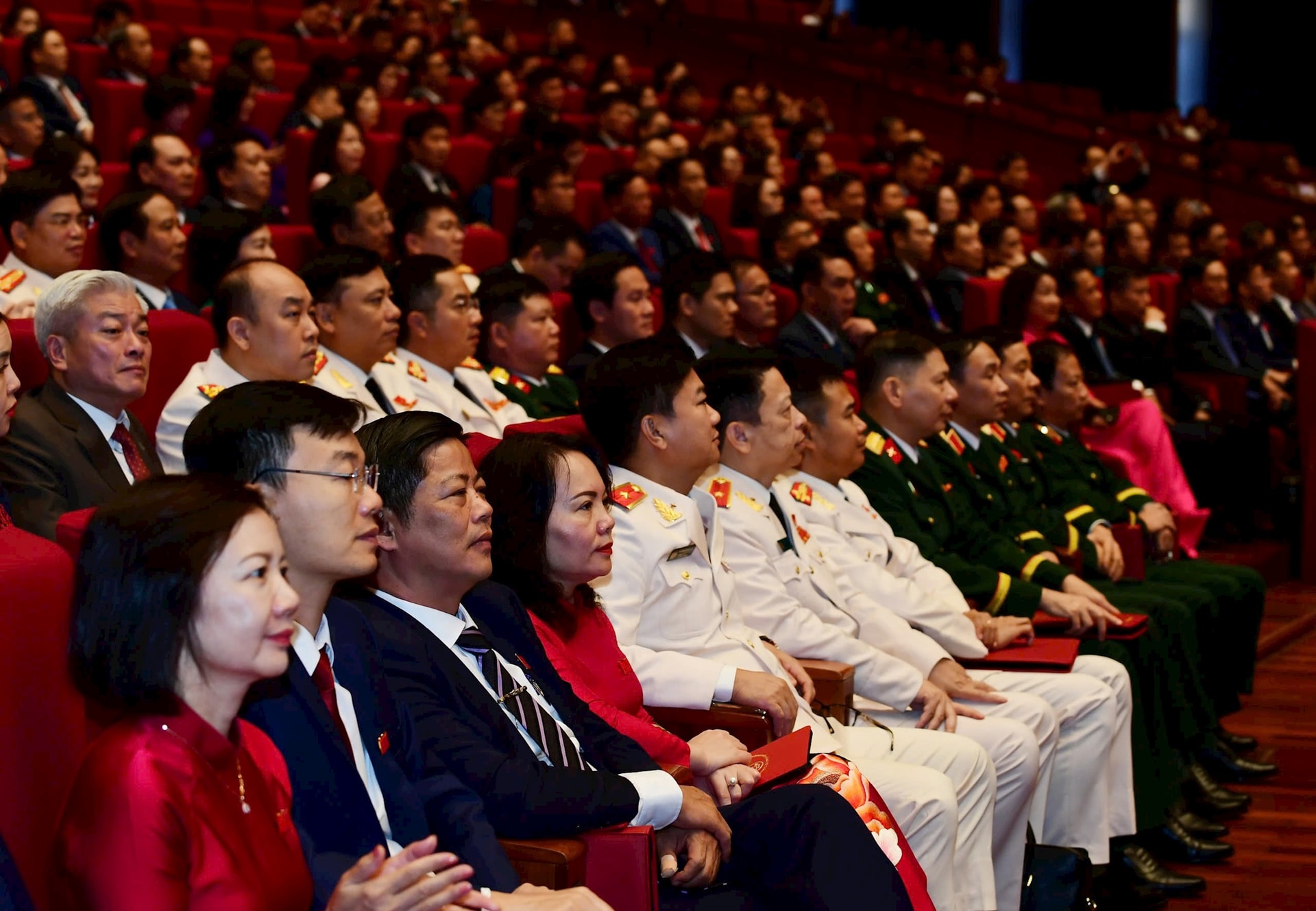 Xây dựng, phát triển Thủ đô Văn minh, Hiện đại, Hạnh phúc, cùng cả nước vững bước tiến vào kỷ nguyên vươn mình của dân tộc- Ảnh 3.