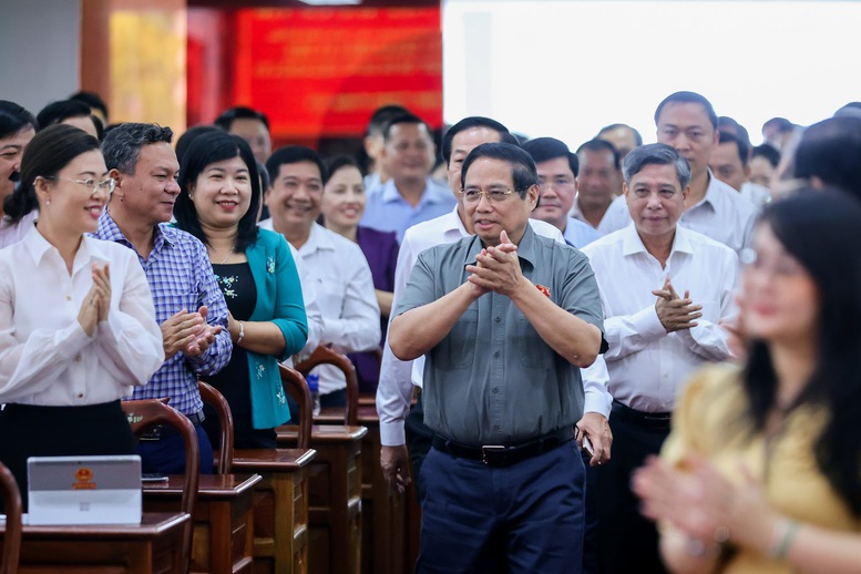 Thủ tướng: Mục tiêu tăng trưởng 2 con số những năm tới "không thể không làm"- Ảnh 1. Thủ tướng: Mục tiêu tăng trưởng 2 con số những năm tới "không thể không làm"- Ảnh 1.
