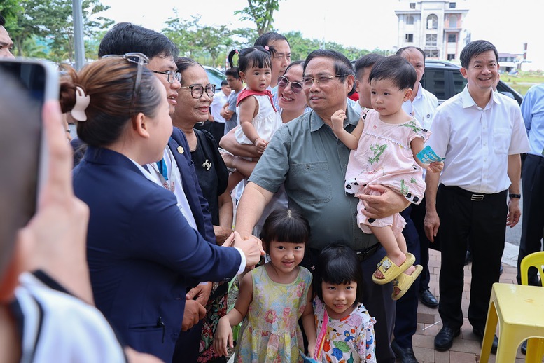 Thủ tướng: Giao các doanh nghiệp làm tốt tiếp tục triển khai các dự án nhà ở xã hội- Ảnh 6. Thủ tướng: Giao các doanh nghiệp làm tốt tiếp tục triển khai các dự án nhà ở xã hội- Ảnh 6.