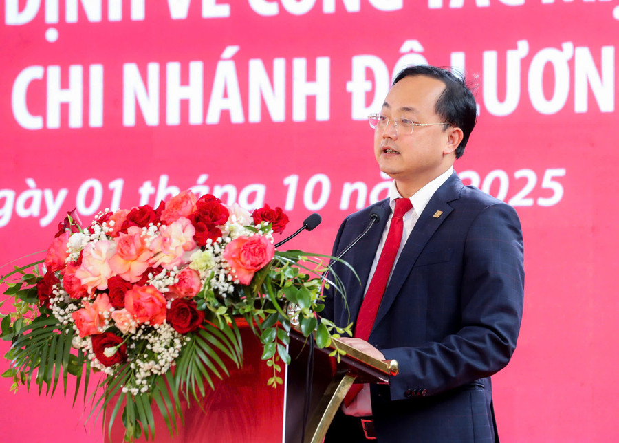 Agribank đẩy mạnh sắp xếp tổ chức mạng lưới theo hướng tăng cường dư địa cho phát triển "tam nông"- Ảnh 1.