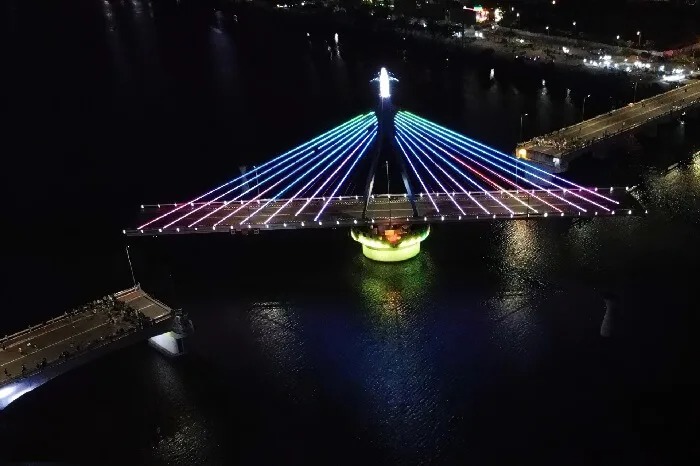 Cầu quay duy nhất tại Việt Nam: Công trình đặc sắc bắc qua dòng sông biểu tượng- Ảnh 2.