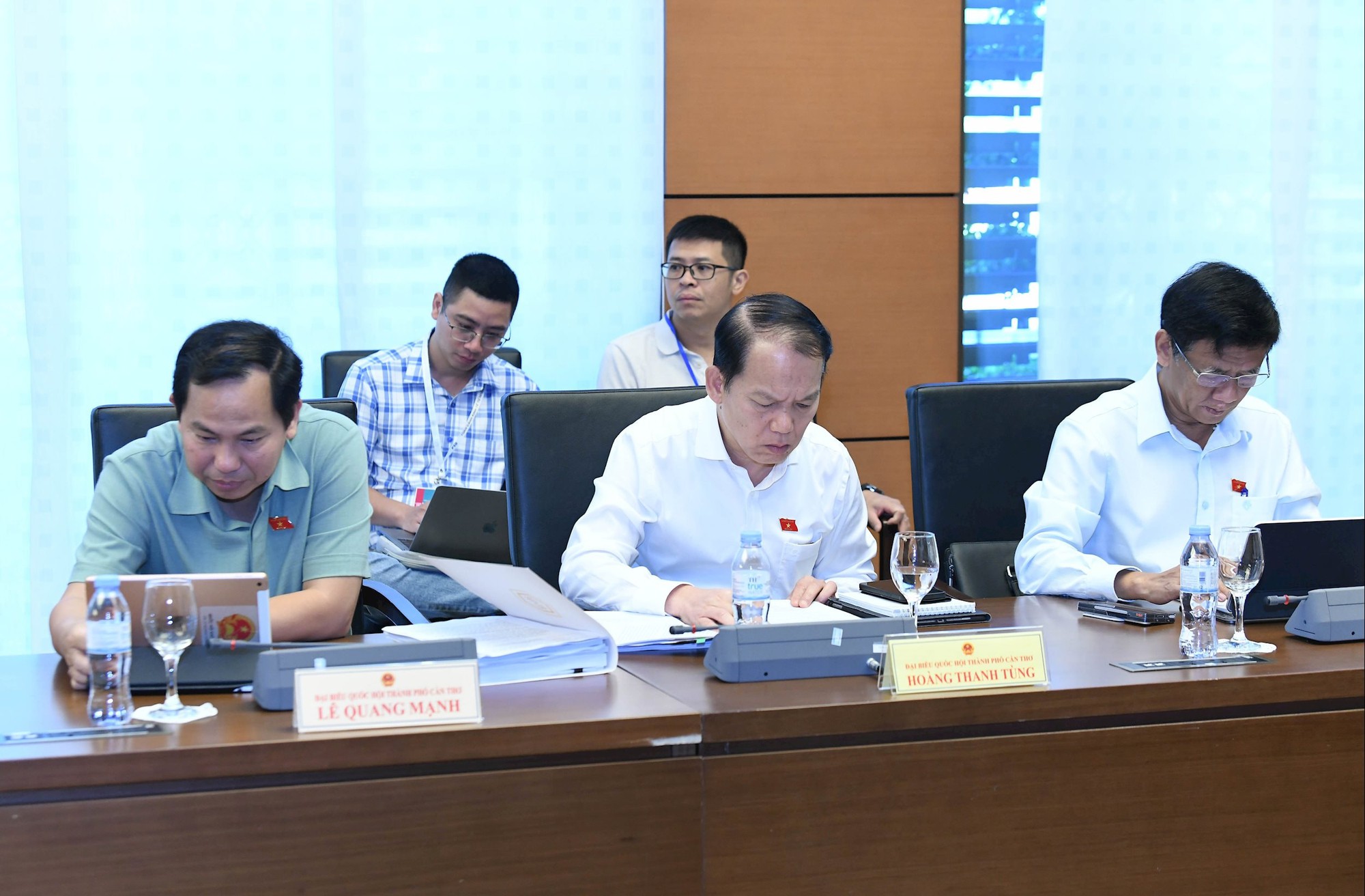 Phải có chính sách mạnh mẽ hơn hỗ trợ công nghệ cao, kinh tế số, công nghiệp xanh- Ảnh 3. Phải có chính sách mạnh mẽ hơn hỗ trợ công nghệ cao, kinh tế số, công nghiệp xanh- Ảnh 3.