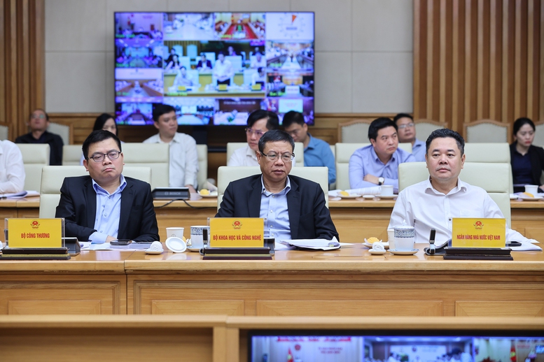 Thủ tướng: Chủ động, tích cực thúc đẩy các dự án đường sắt và chuyển giao, phát triển công nghệ- Ảnh 9. Thủ tướng: Chủ động, tích cực thúc đẩy các dự án đường sắt và chuyển giao, phát triển công nghệ- Ảnh 9.