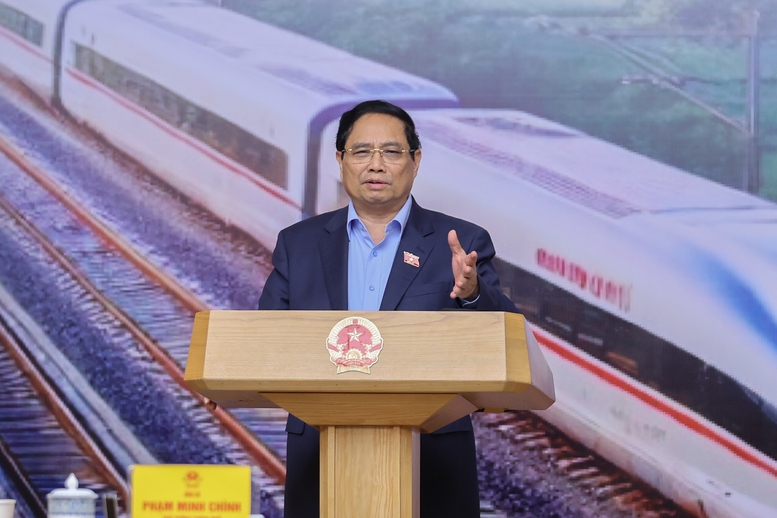 Thủ tướng: Chủ động, tích cực thúc đẩy các dự án đường sắt và chuyển giao, phát triển công nghệ- Ảnh 12. Thủ tướng: Chủ động, tích cực thúc đẩy các dự án đường sắt và chuyển giao, phát triển công nghệ- Ảnh 12.
