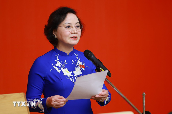 Thủ tướng trao Quyết định bổ nhiệm 2 Phó Thủ tướng và 3 Bộ trưởng- Ảnh 3. Thủ tướng trao Quyết định bổ nhiệm 2 Phó Thủ tướng và 3 Bộ trưởng- Ảnh 3.