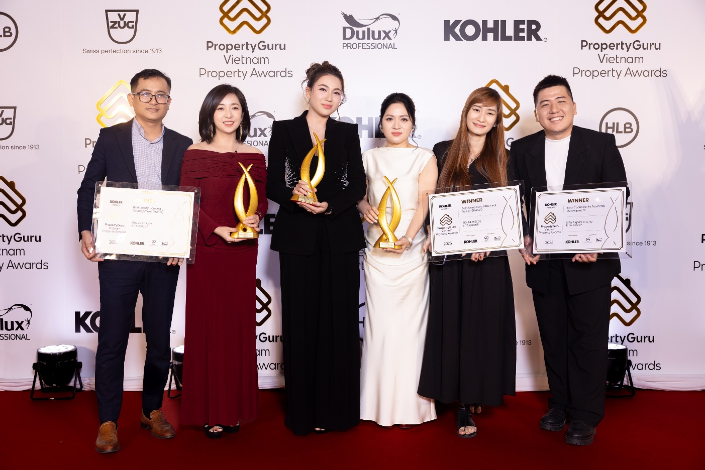 KITA Group ghi dấu ấn mạnh mẽ tại PropertyGuru Vietnam Property Awards 2025 với “cú hat-trick” giải thưởng danh giá- Ảnh 1. D:\HỢP TÁC TRUYỀN THÔNG\PROPERTYGURU 2025\GALA\New folder\_K5_2634.jpg