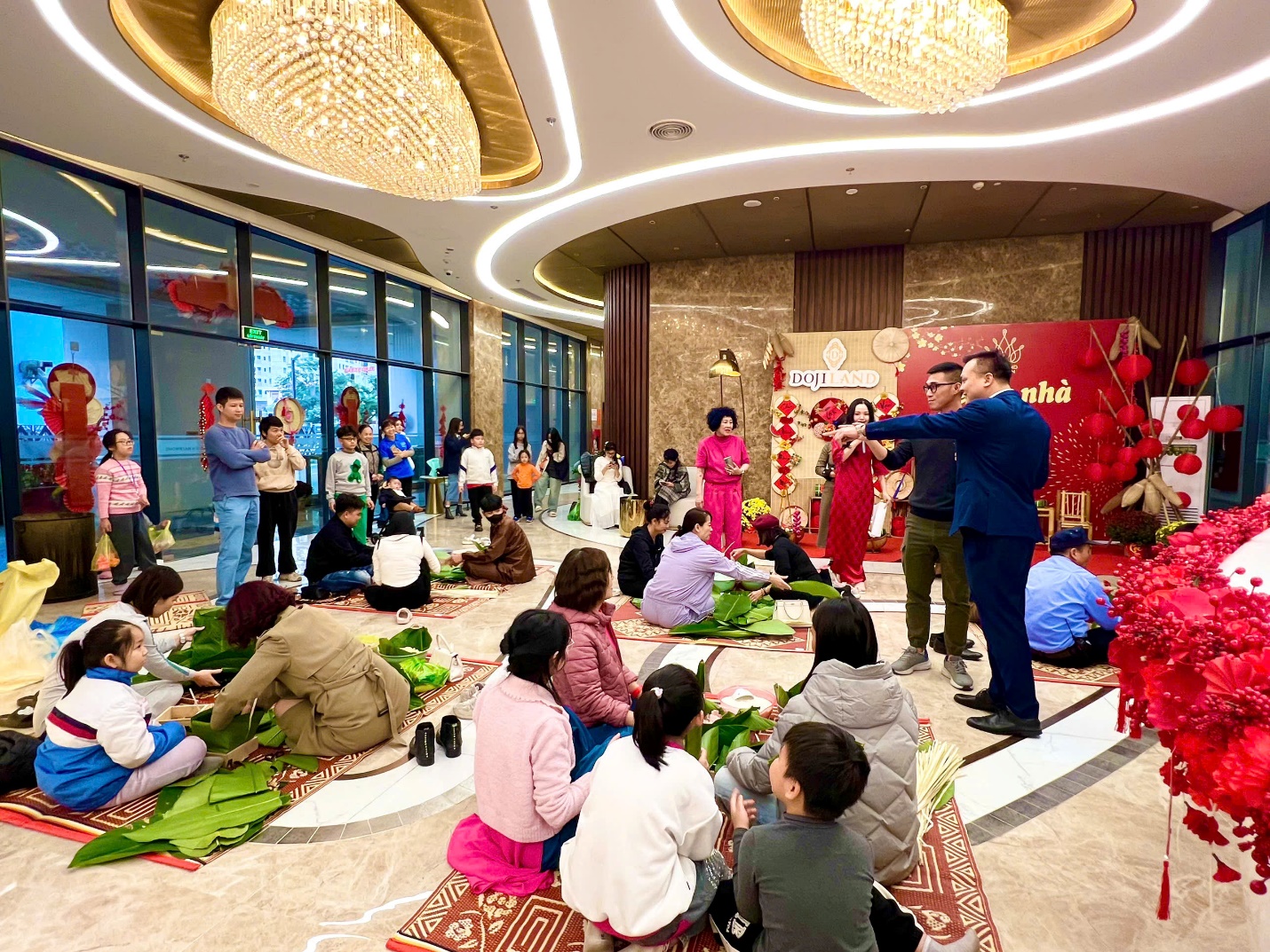 Bàn giao sổ hồng cho cư dân Diamond Crown Hai Phong- Ảnh 3.