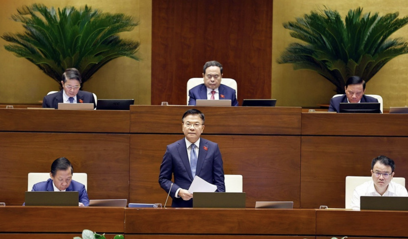 Ảnh màn hình 2025-10-30 lúc 11.36.07.png Ảnh màn hình 2025-10-30 lúc 11.36.07.png