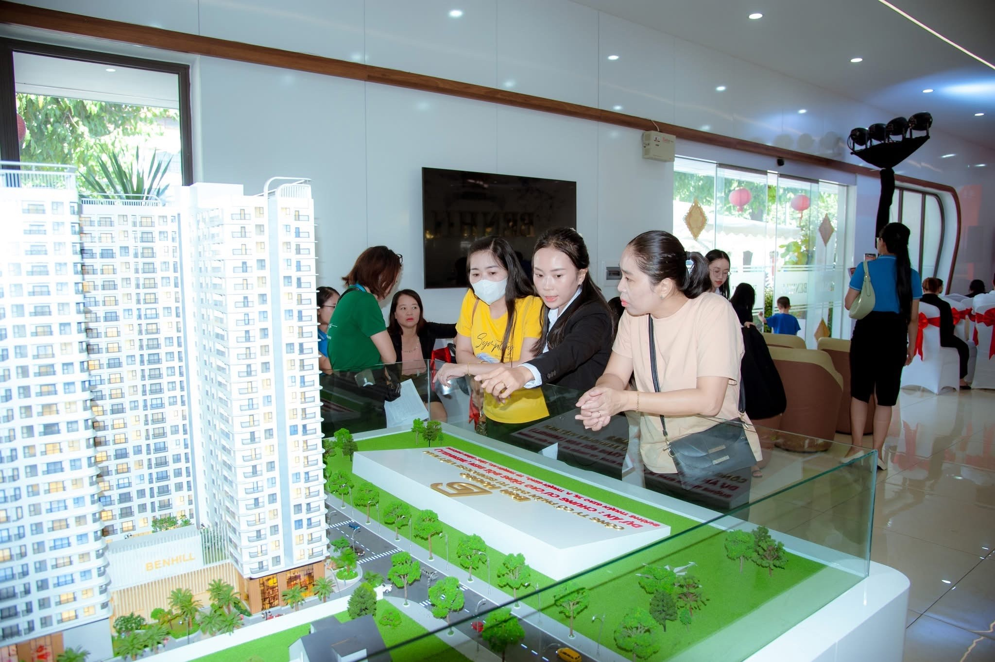 Cách nào phát triển nhà ở giá vừa túi tiền?- Ảnh 2.