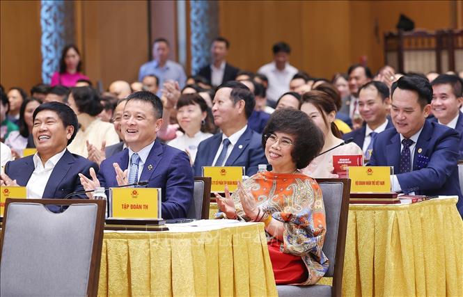 Thủ tướng Phạm Minh Chính gặp mặt đại diện doanh nghiệp nhân ngày Doanh nhân Việt Nam- Ảnh 7. Thủ tướng Phạm Minh Chính gặp mặt đại diện doanh nghiệp nhân ngày Doanh nhân Việt Nam- Ảnh 7.