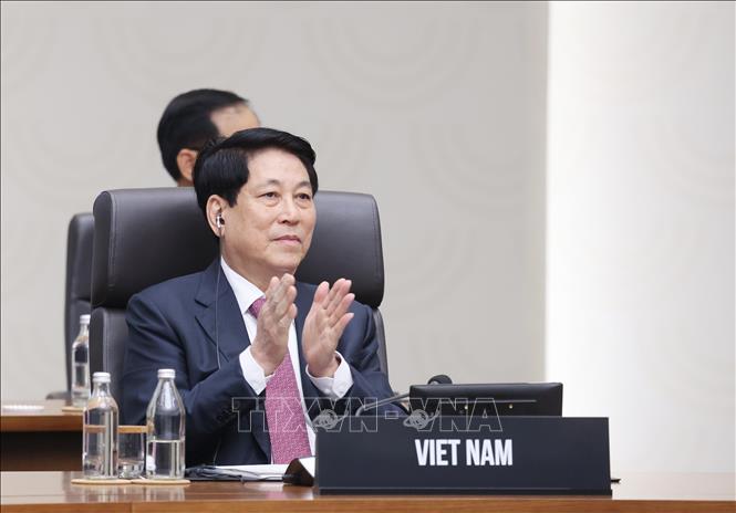 Tuần lễ Cấp cao APEC 2025: Chủ tịch nước Lương Cường đề xuất 5 định hướng hợp tác- Ảnh 2. Tuần lễ Cấp cao APEC 2025: Chủ tịch nước Lương Cường đề xuất 5 định hướng hợp tác- Ảnh 2.