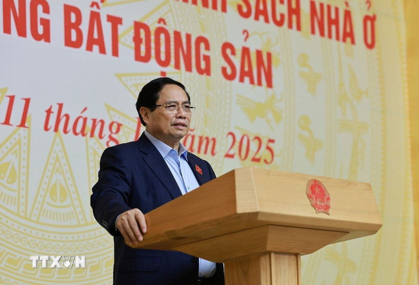 Thủ tướng: Phát triển nhà ở xã hội vì tình dân tộc, nghĩa đồng bào- Ảnh 1.