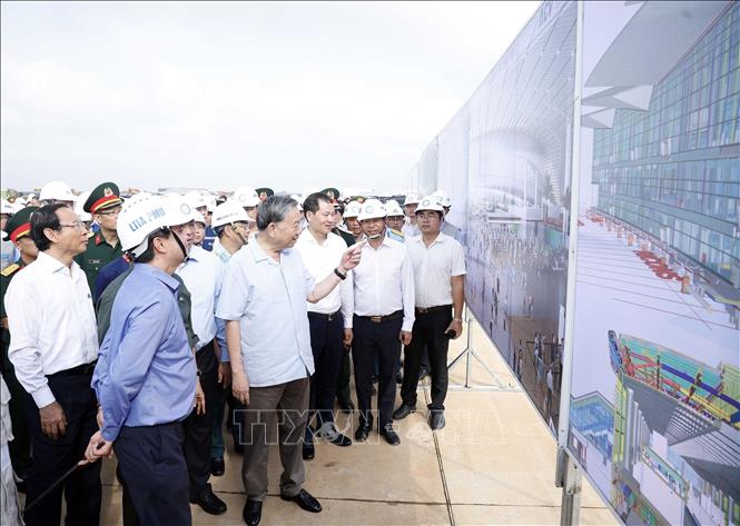 Tổng Bí thư Tô Lâm thăm Dự án Cảng Hàng không quốc tế Long Thành- Ảnh 3. Tổng Bí thư Tô Lâm thăm Dự án Cảng Hàng không quốc tế Long Thành- Ảnh 3.