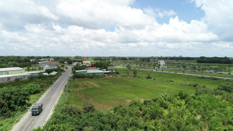 Nhà đầu tư "đu đỉnh" đất nền 2021 - 2022 khi nào về bờ?- Ảnh 1.