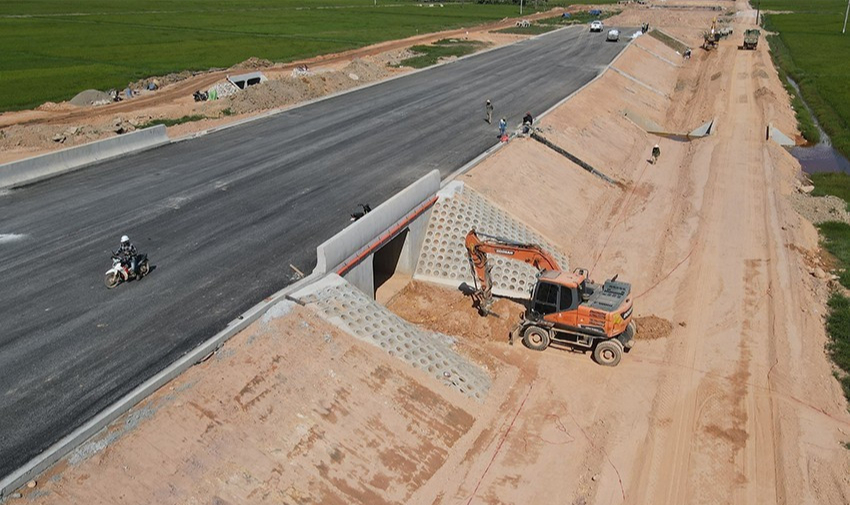 Ngành bảo hiểm phi nhân thọ giữa “tâm bão”: Tín hiệu sáng từ những doanh nghiệp báo lãi- Ảnh 2.