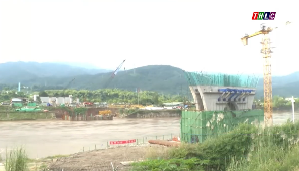 Cây cầu 1.500 tỷ bắc qua sông Hồng, kết nối thẳng đến Trung Quốc: Tăng tốc bù tiến độ, hoàn thành trong năm sau- Ảnh 2.