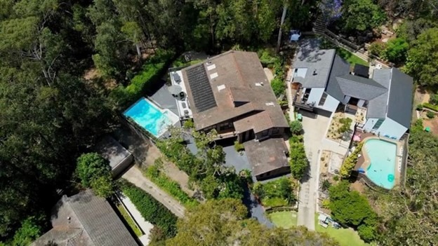 Quán quân Olympia sở hữu biệt thự triệu đô ở ngoại ô Sydney: Quy mô 1.000m2, không gian sống là cảnh ‘rừng trong phố’- Ảnh 2. Quán quân Olympia sở hữu biệt thự triệu đô ở ngoại ô Sydney: Quy mô 1.000m2, không gian sống là cảnh ‘rừng trong phố’- Ảnh 2.