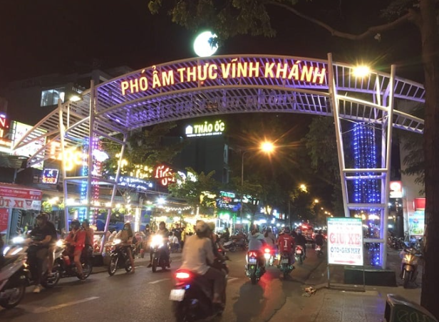 Việt Nam có một con đường lọt top hấp dẫn nhất thế giới, tọa lạc tại phường có mật độ dân số gấp 10 lần Singapore- Ảnh 1.