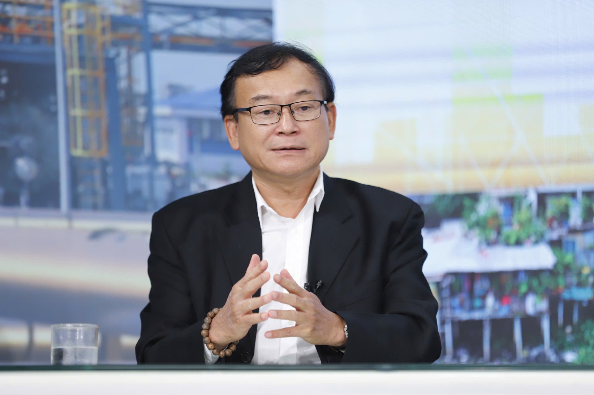 Khơi thông thị trường quyền sử dụng đất - “Mở khóa” nguồn lực phát triển quốc gia- Ảnh 3.