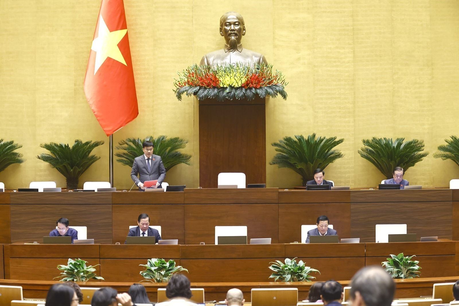 Luật Quy hoạch (sửa đổi) cần chú trọng đầu tư hạ tầng đô thị- Ảnh 2. Luật Quy hoạch (sửa đổi) cần chú trọng đầu tư hạ tầng đô thị- Ảnh 2.