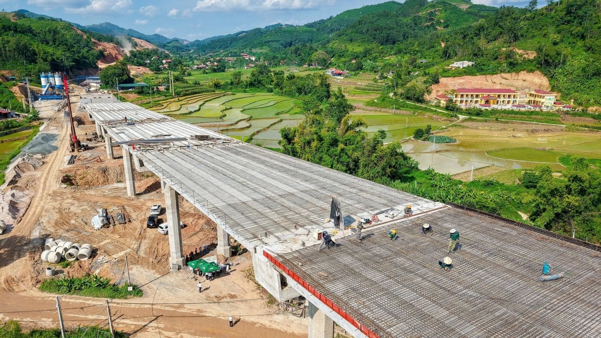 Hòa Phát cung cấp cáp dự ứng lực vào hàng loạt công trình trọng điểm- Ảnh 2.