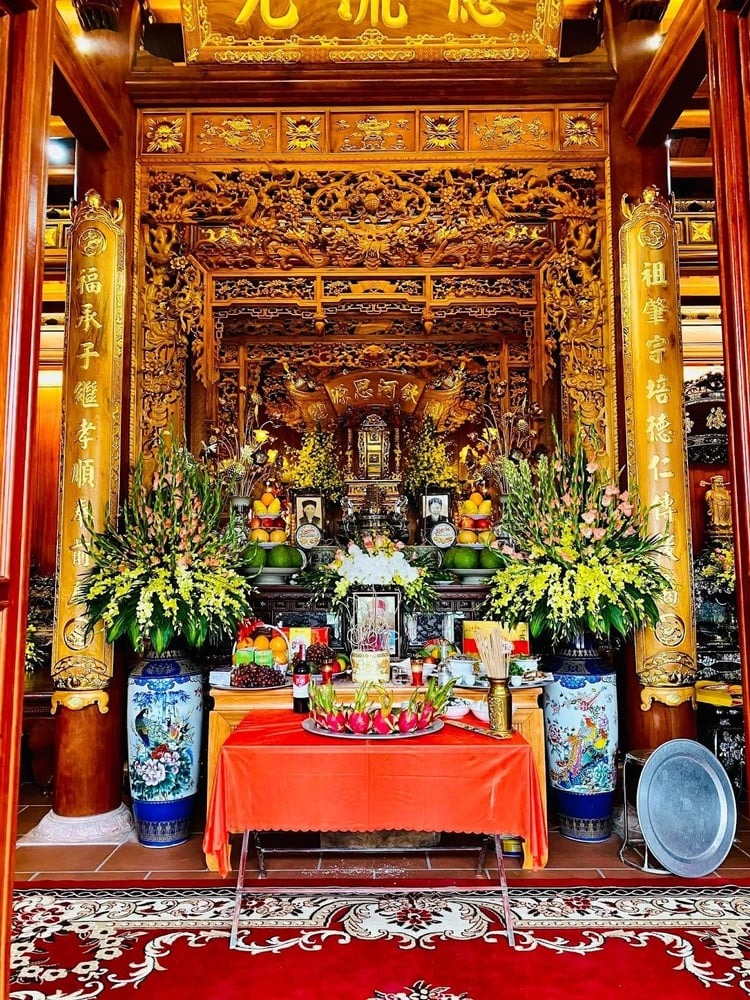 Ngợp mắt với biệt phủ 1.000m2 toàn gỗ quý, kiến trúc đậm dấu ấn làng quê Bắc Bộ- Ảnh 4. Ngợp mắt với biệt phủ 1.000m2 toàn gỗ quý, kiến trúc đậm dấu ấn làng quê Bắc Bộ- Ảnh 4.