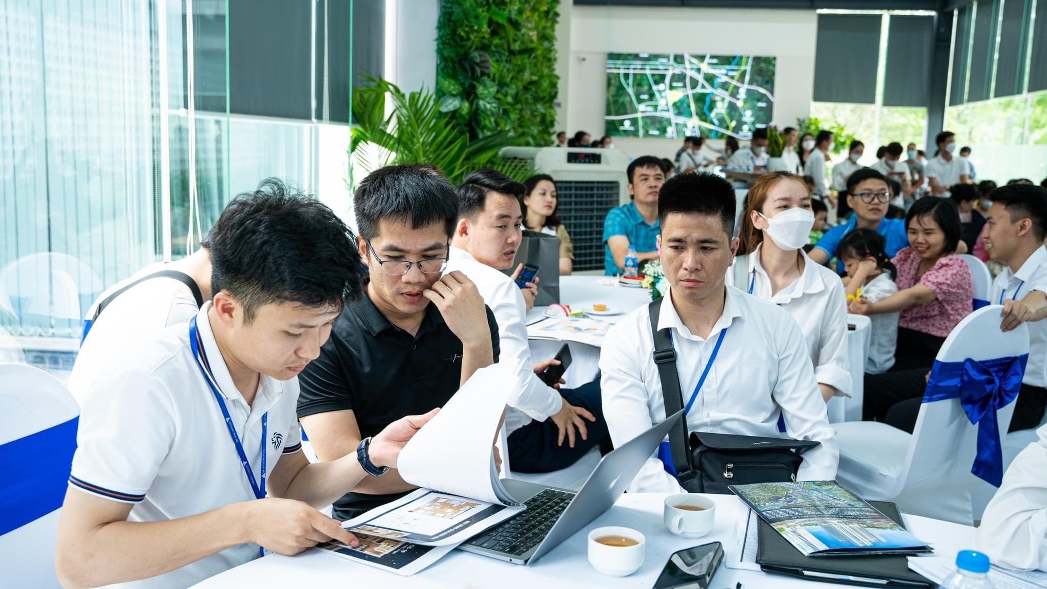 Môi giới địa ốc chuyển mình - Bài 2: Từ “cuộc đua ngầm” đến những "nước cờ chiến lược"- Ảnh 3. Môi giới địa ốc chuyển mình - Bài 2: Từ “cuộc đua ngầm” đến những "nước cờ chiến lược"- Ảnh 3.