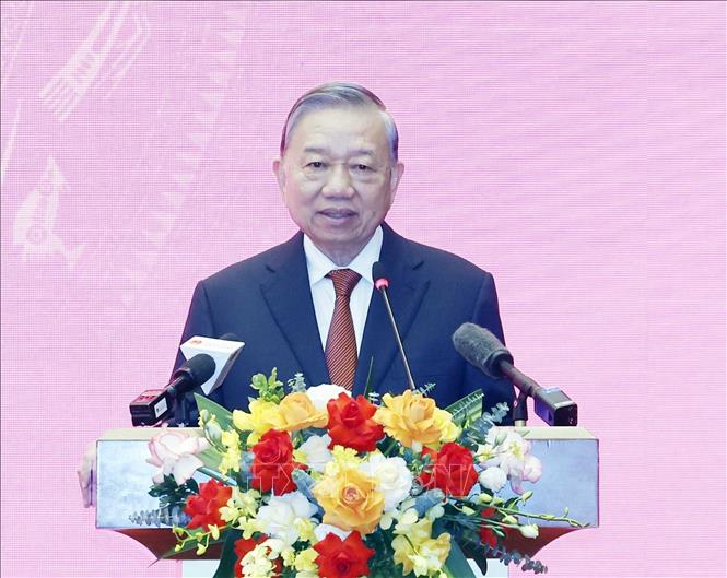 Đồng chí Đỗ Văn Chiến giữ chức Phó Bí thư Thường trực Đảng ủy Quốc hội- Ảnh 3. Đồng chí Đỗ Văn Chiến giữ chức Phó Bí thư Thường trực Đảng ủy Quốc hội- Ảnh 3.