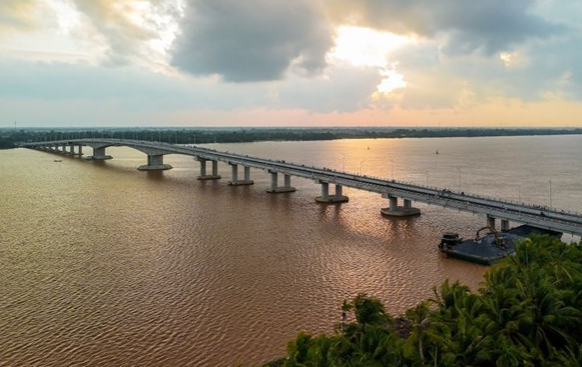 Cầu dây văng lớn thứ 2 Việt Nam, thuộc dự án 8.000 tỷ rút ngắn khoảng 80km từ miền Tây đến TP. HCM: Dần thành hình sau 1 năm khởi công- Ảnh 2. Cầu dây văng lớn thứ 2 Việt Nam, thuộc dự án 8.000 tỷ rút ngắn khoảng 80km từ miền Tây đến TP. HCM: Dần thành hình sau 1 năm khởi công- Ảnh 2.
