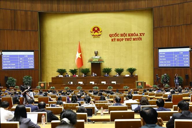 Thông qua Nghị quyết thí điểm cơ chế, chính sách đặc thù cho 3 thành phố lớn- Ảnh 1. Thông qua Nghị quyết thí điểm cơ chế, chính sách đặc thù cho 3 thành phố lớn- Ảnh 1.