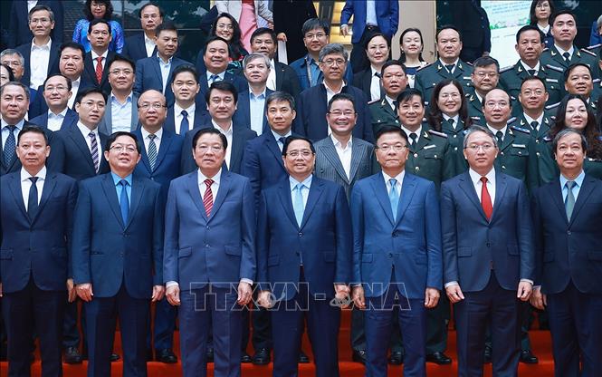 Chuyển từ 'quản lý bằng pháp luật' sang 'kiến tạo thể chế phát triển'- Ảnh 6. Chuyển từ 'quản lý bằng pháp luật' sang 'kiến tạo thể chế phát triển'- Ảnh 6.